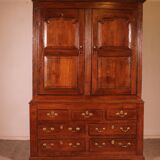 18th century oak linen press
