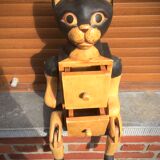 The cat puppet articulated wardrobe