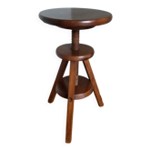 Adjustable screw tripod stool