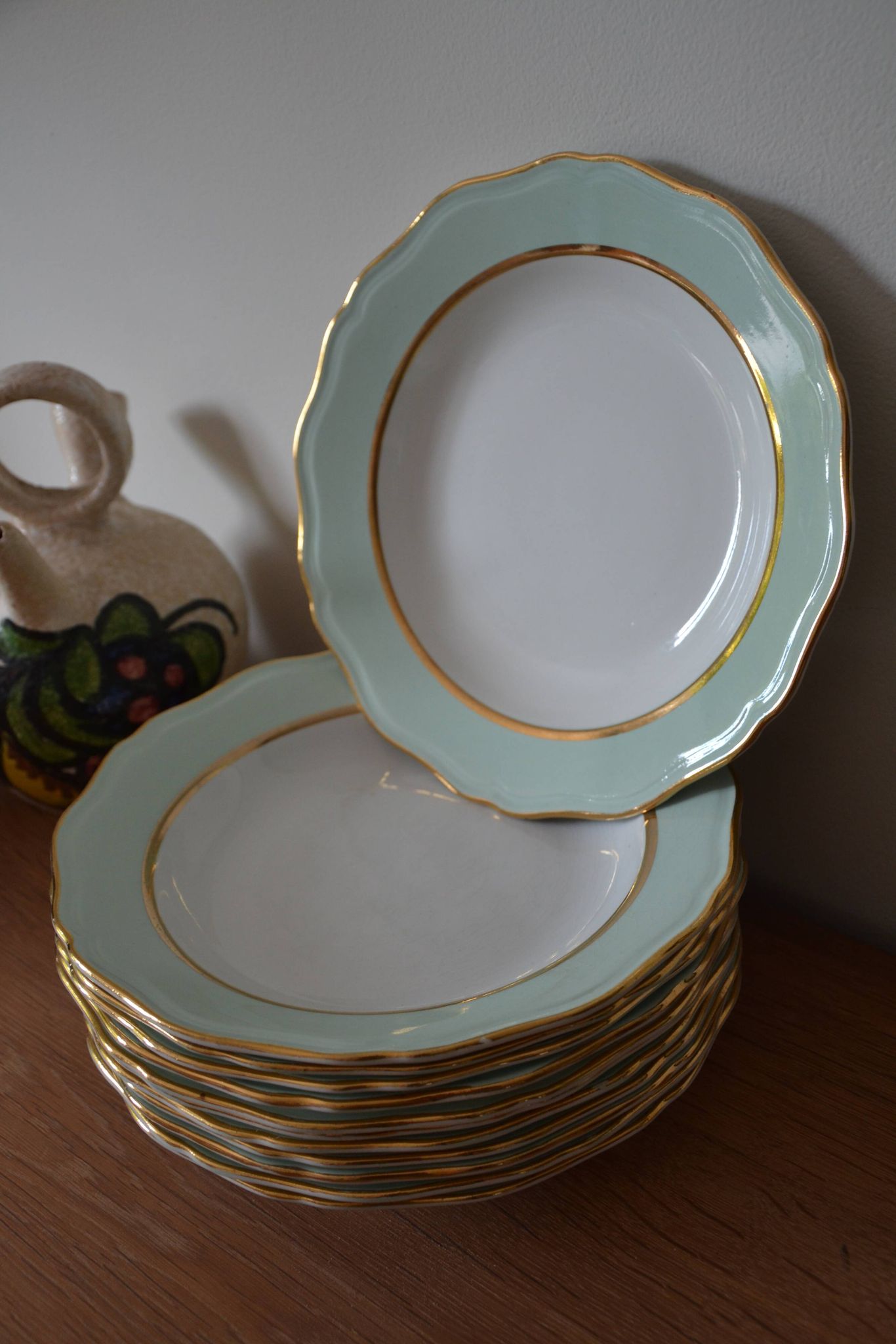 12 assiettes creuses vertes "l'amandinoise"