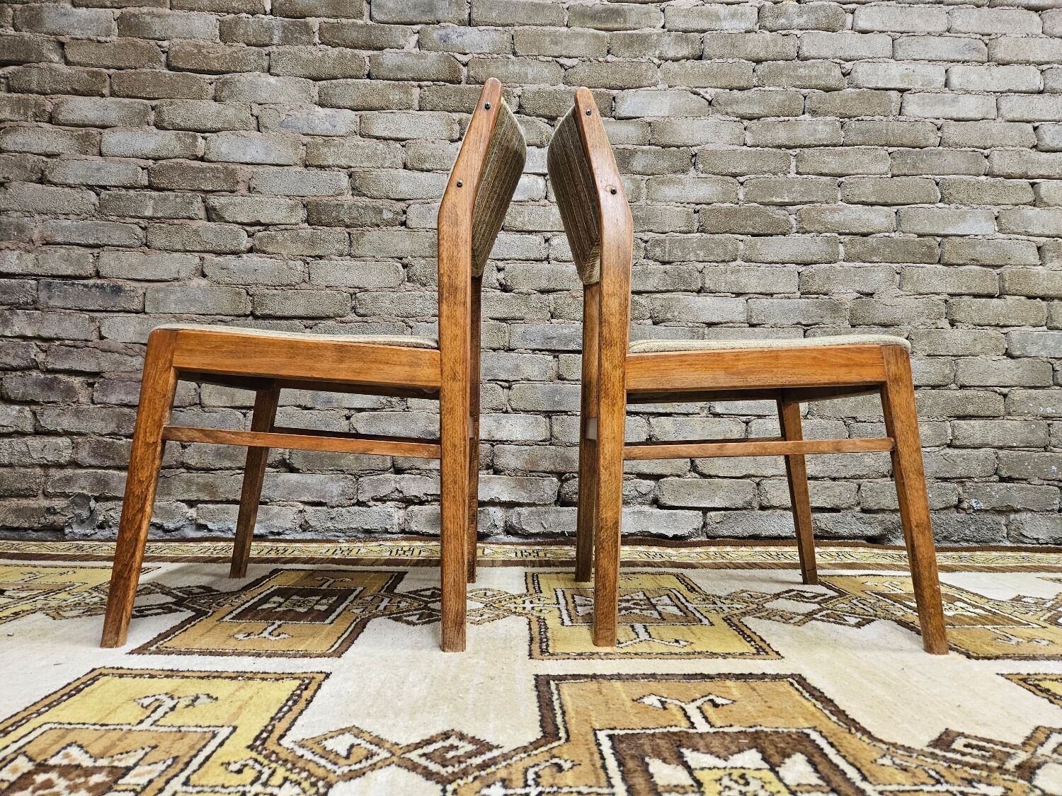 Paire de chaises scandinaves années 70