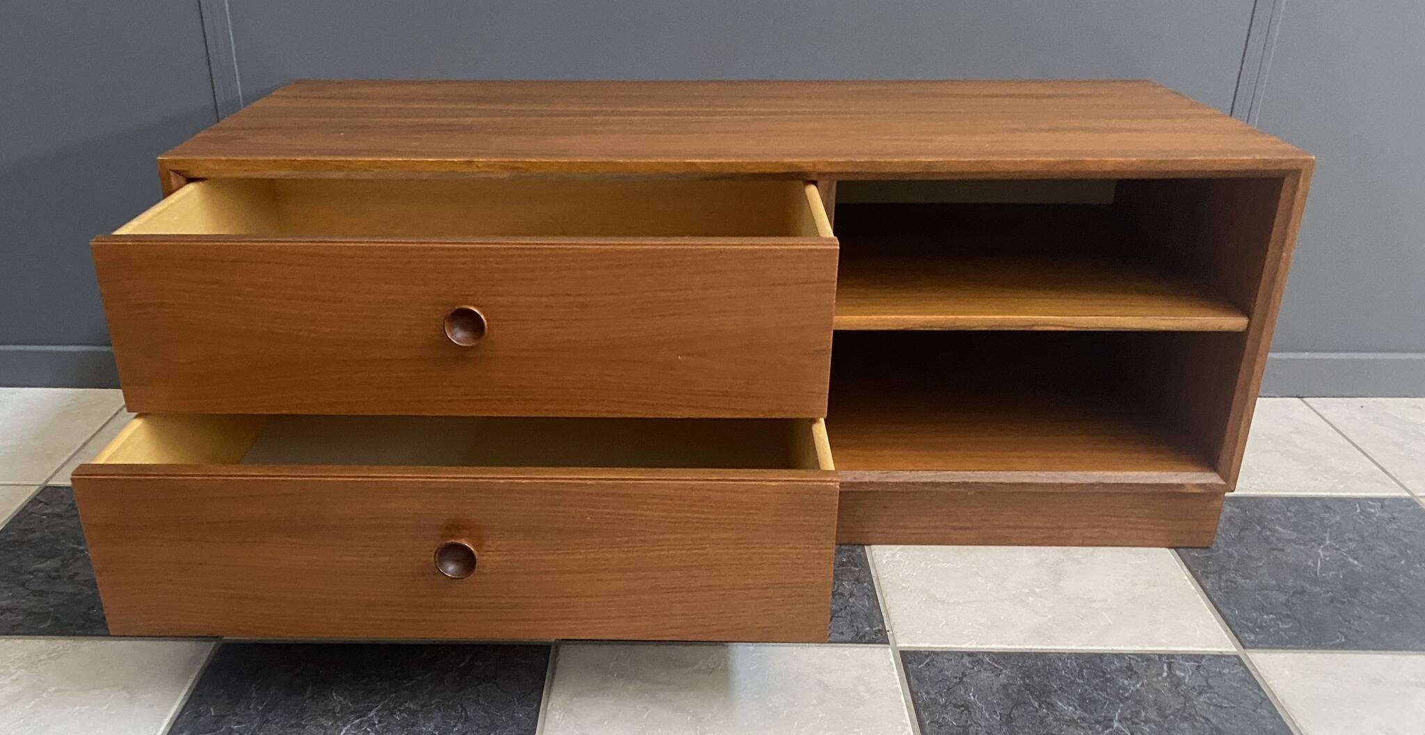 Lowboard / Tv cabinet 1970s