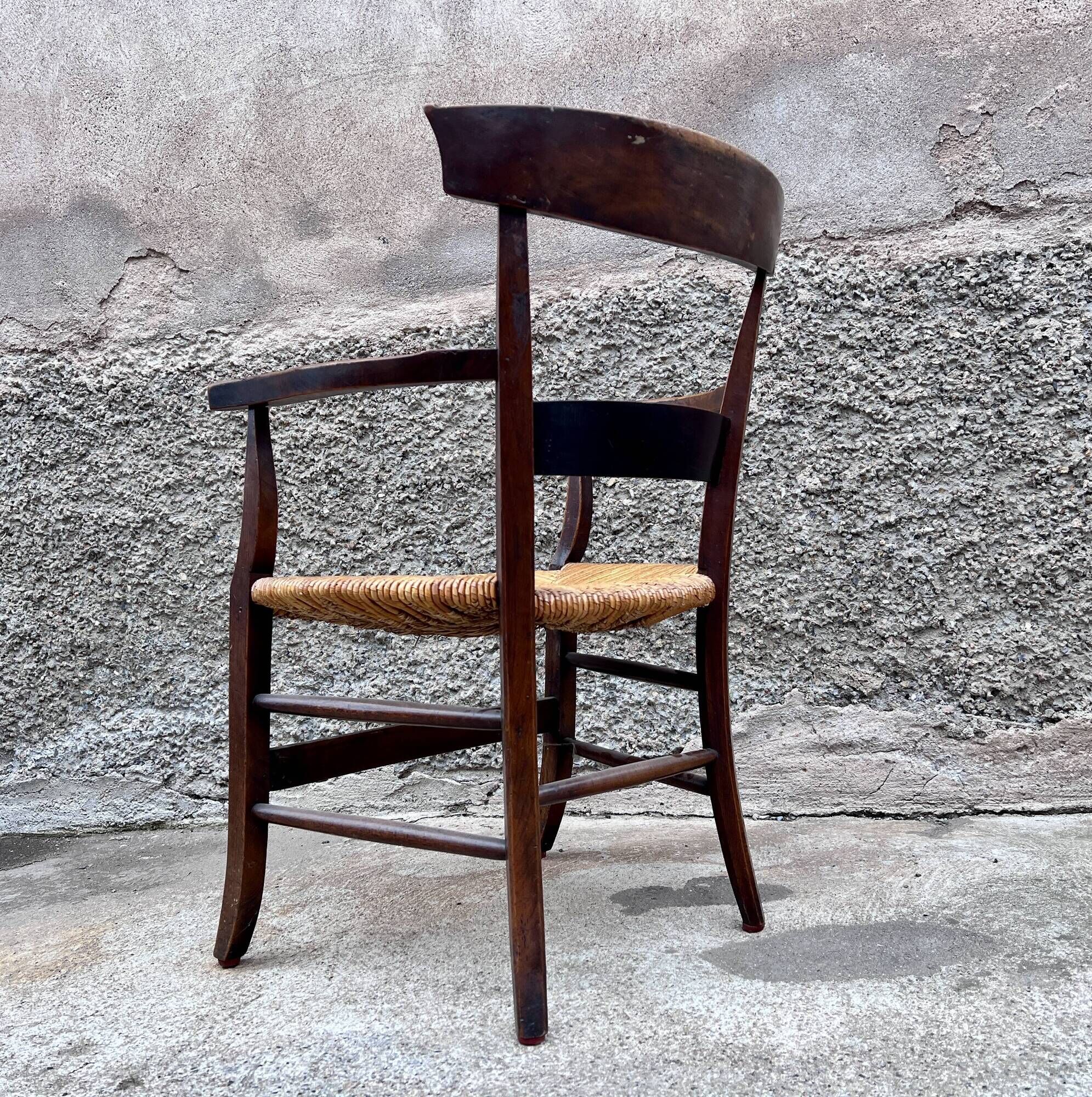 Rustic mulched armchair in oak 1940