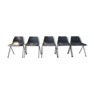 Set of 5 grey plastic chairs Robin day