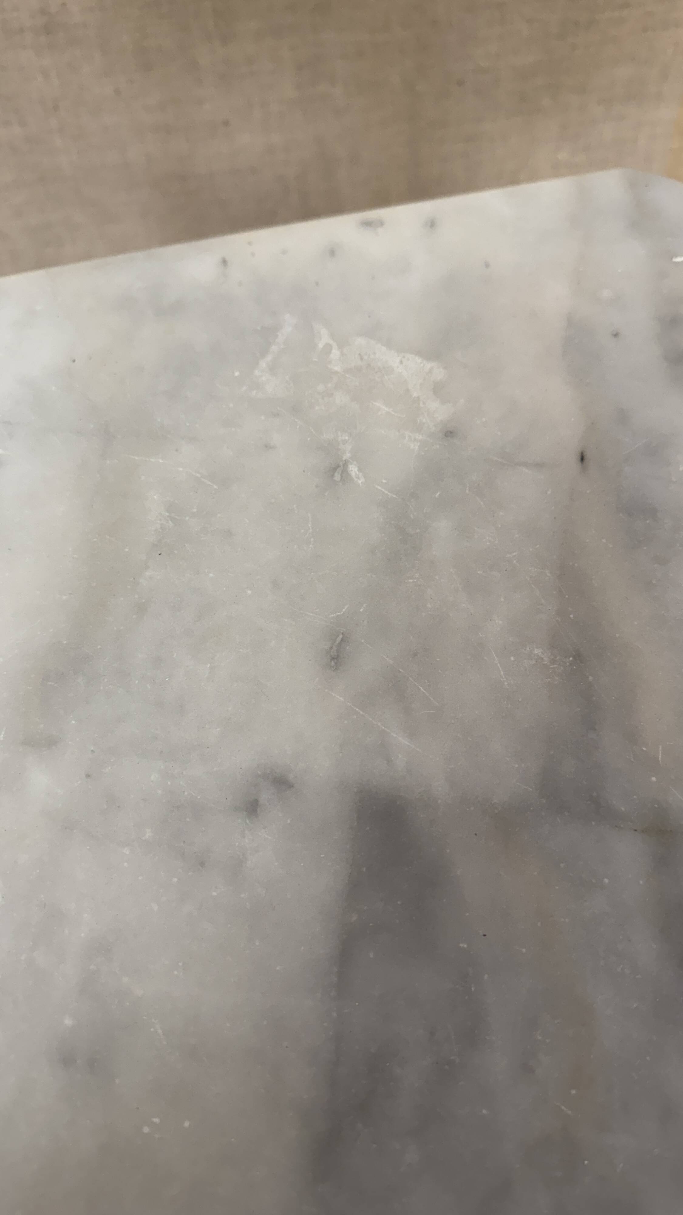 Table à manger en marbre