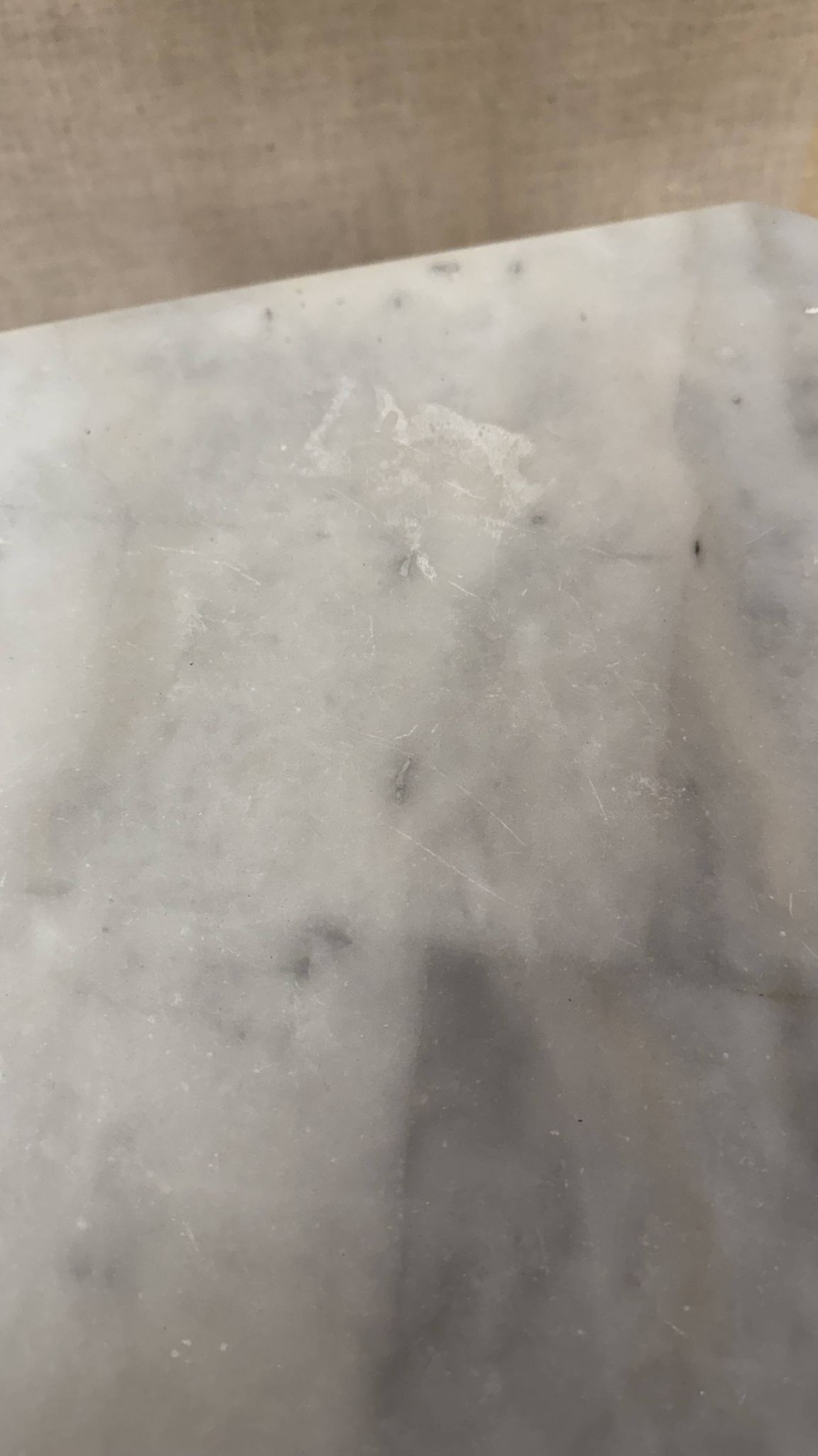Table à manger en marbre