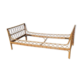 Rattan bed