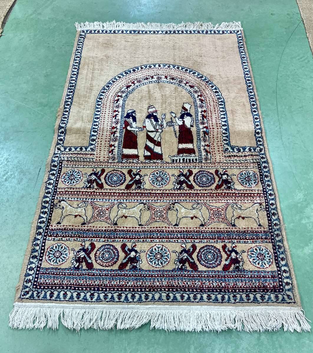 Iraqi handmade wool rug - 1.80m x 1m