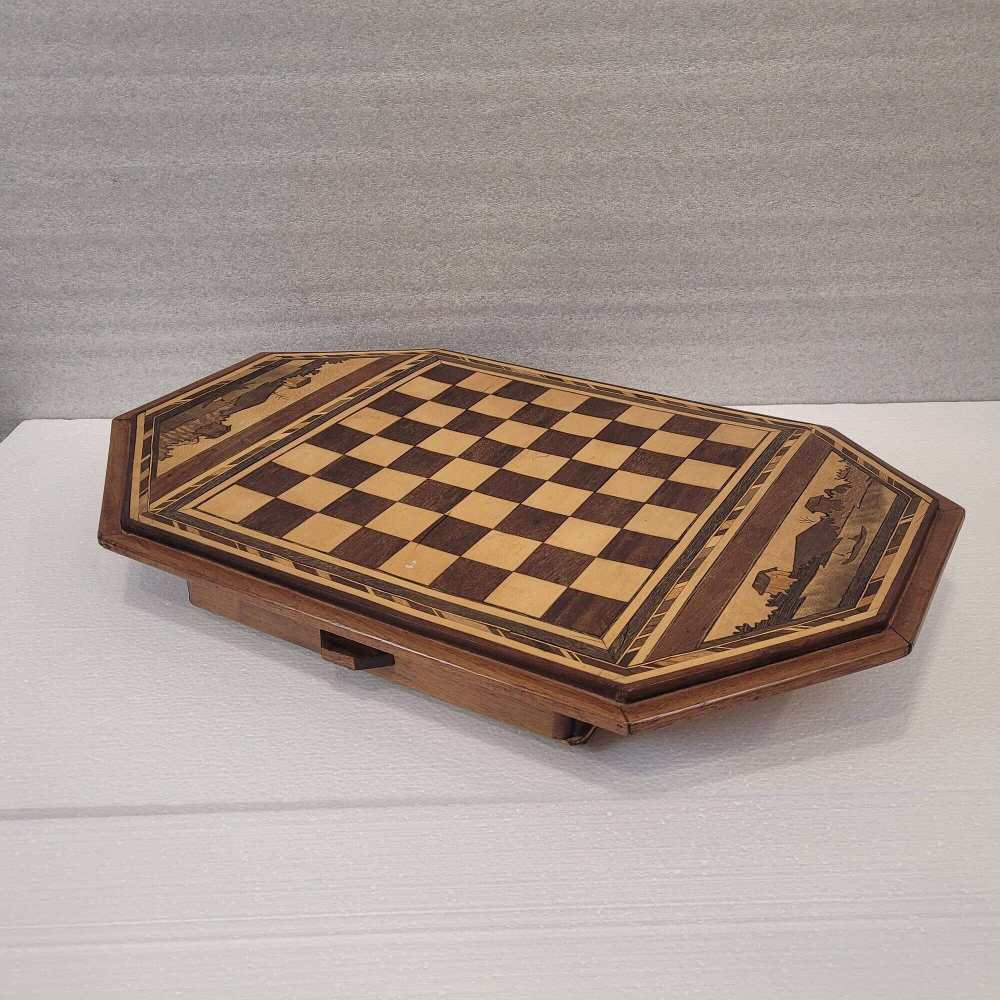 Game of ajedrez, madera tallada, Arts & Crafts, circa 1900 - Inglaterra