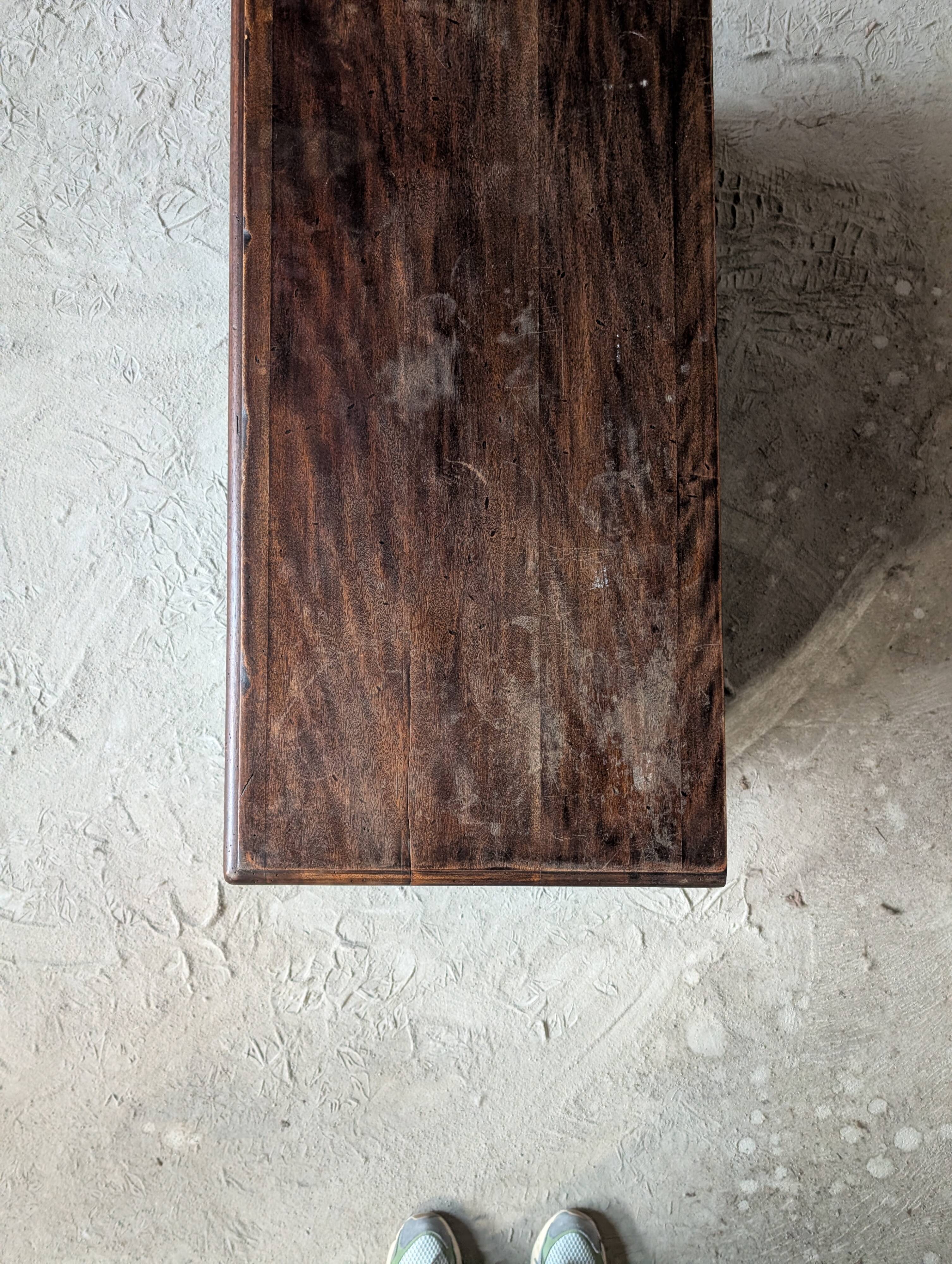 Coffre en bois