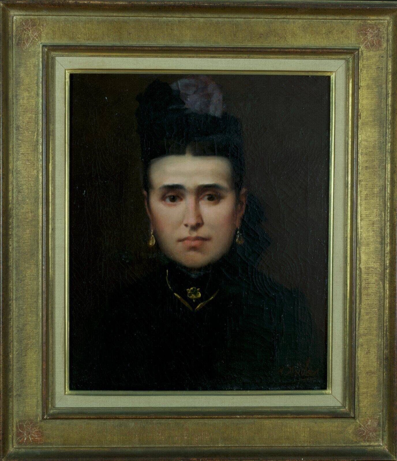 Beau portrait du 19e siècle d'une jeune femme en robe à ruban bleu.