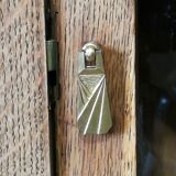 Wall or bevelled glass display case