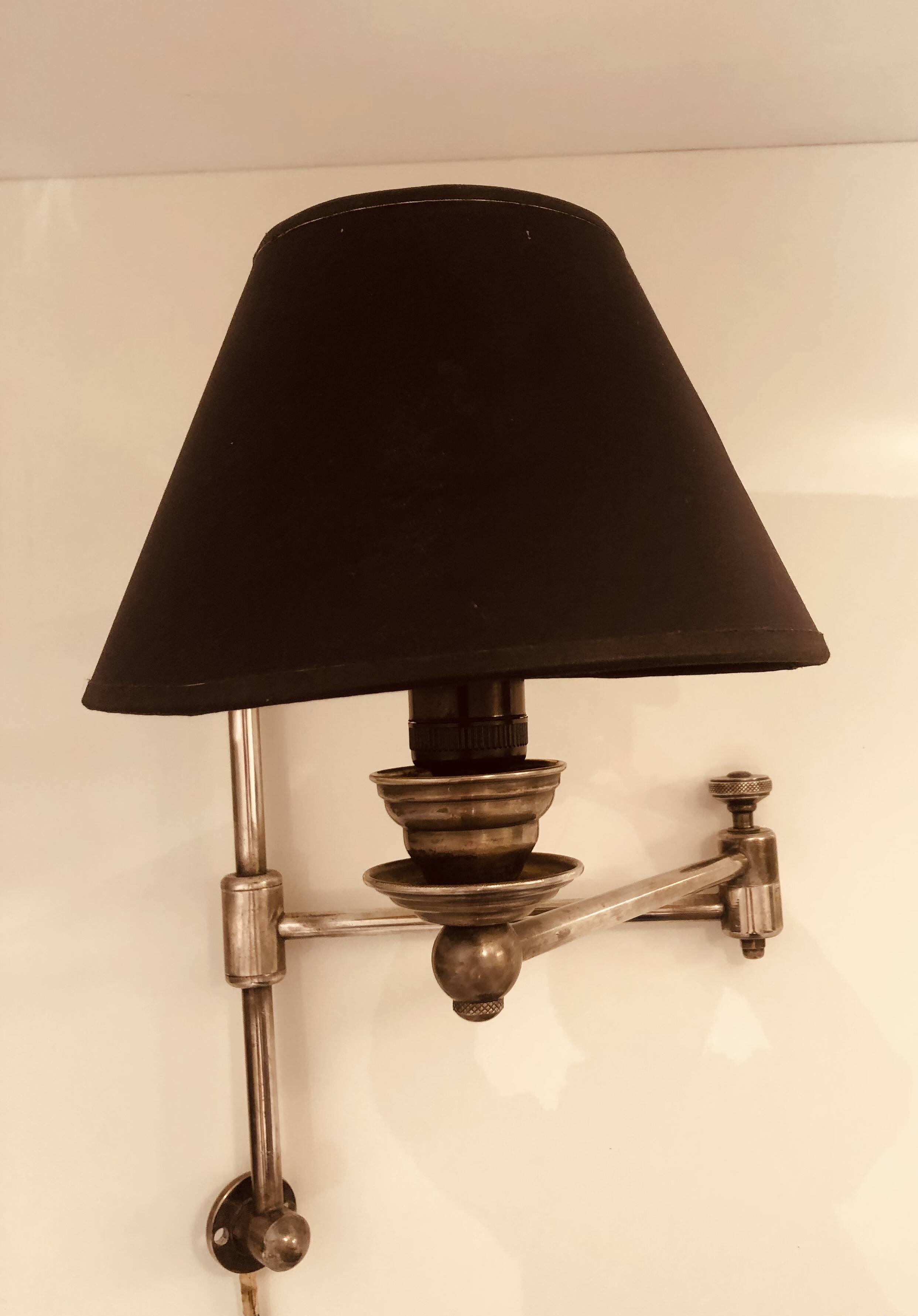 Articulated wall light in patinated nickel Chehoma 1987