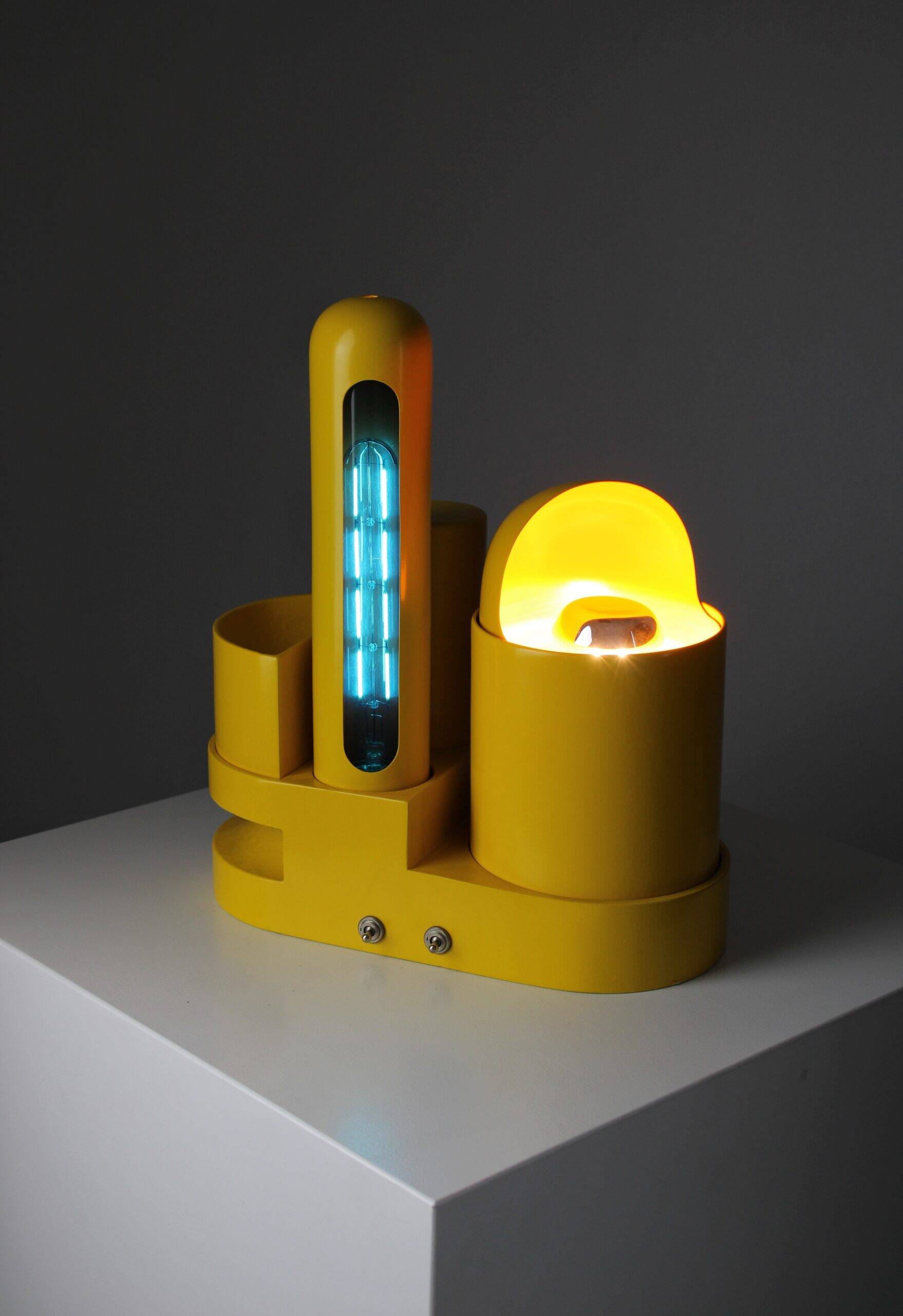 Rimorchiatore table lamp by Gae Aulenti for Candle, 1969