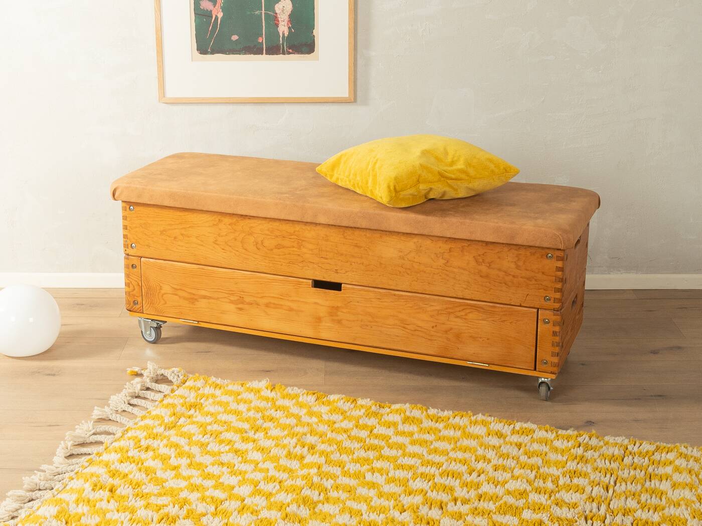 Unique vaulting box from the 1960s