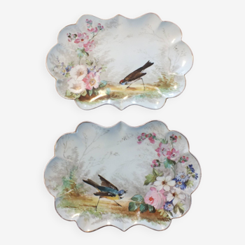 Paire de petits plats en porcelaine peinte oiseaux et fleurs 19è