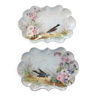 Pair of small porcelain dishes painted with birds and flowers 19th