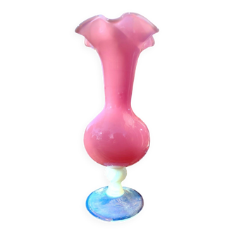 Vase en opaline vintage rose