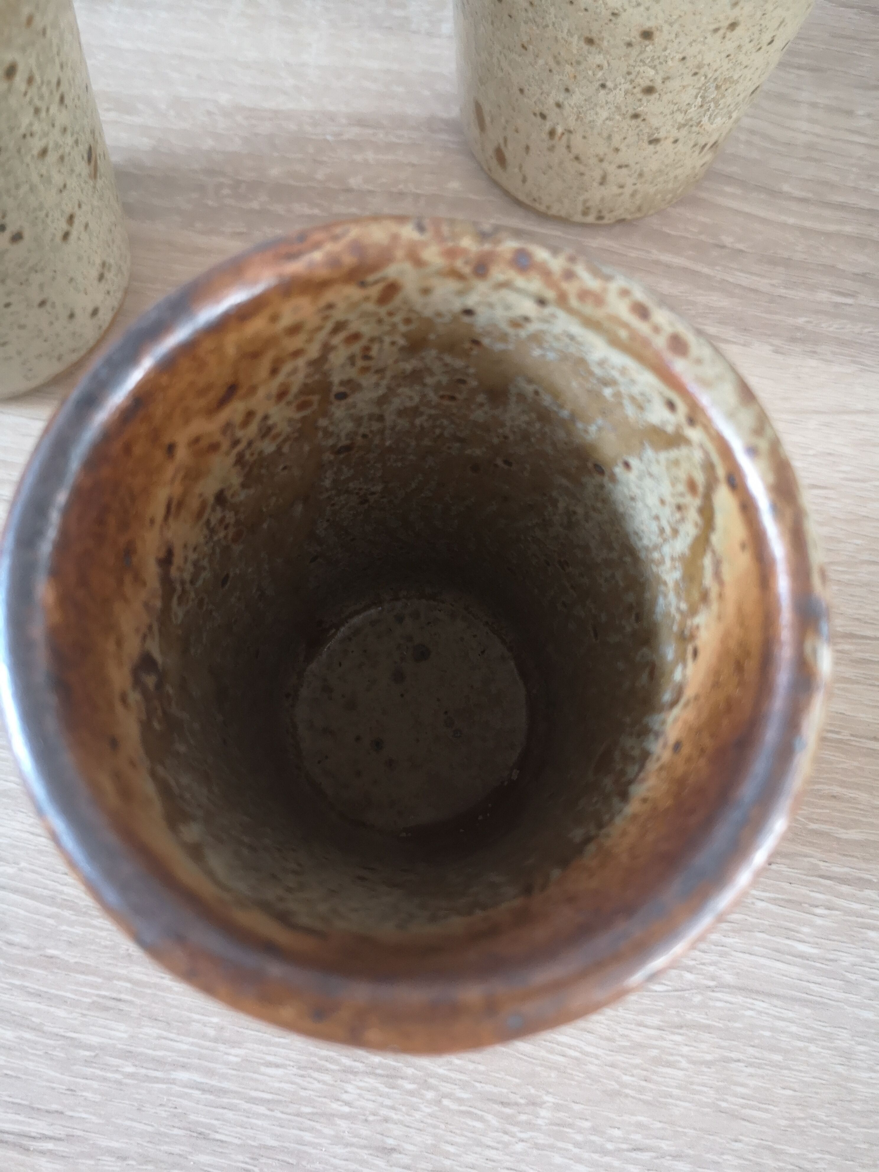 Lot of 6 sandstone cups