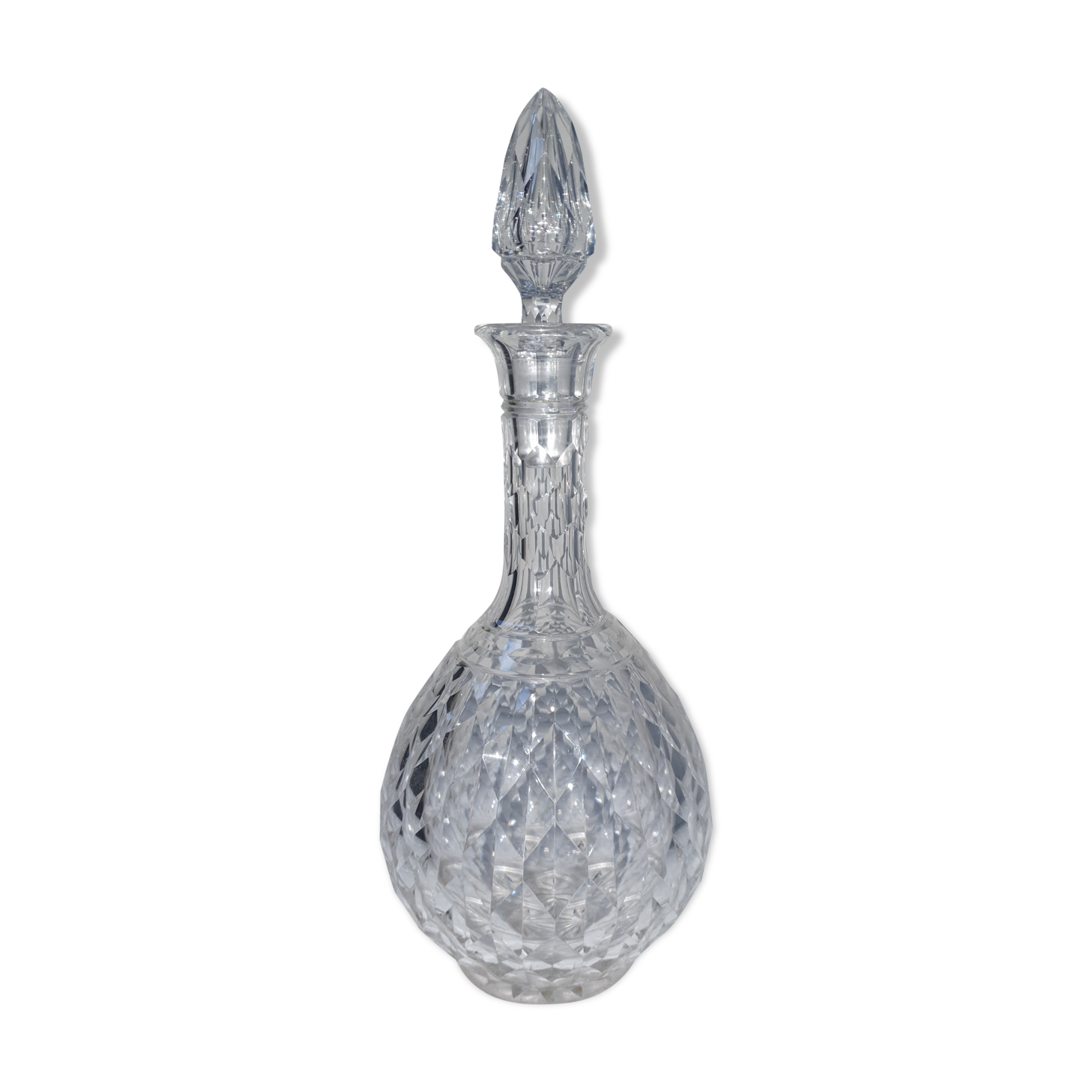 Carafe en verre ciselé