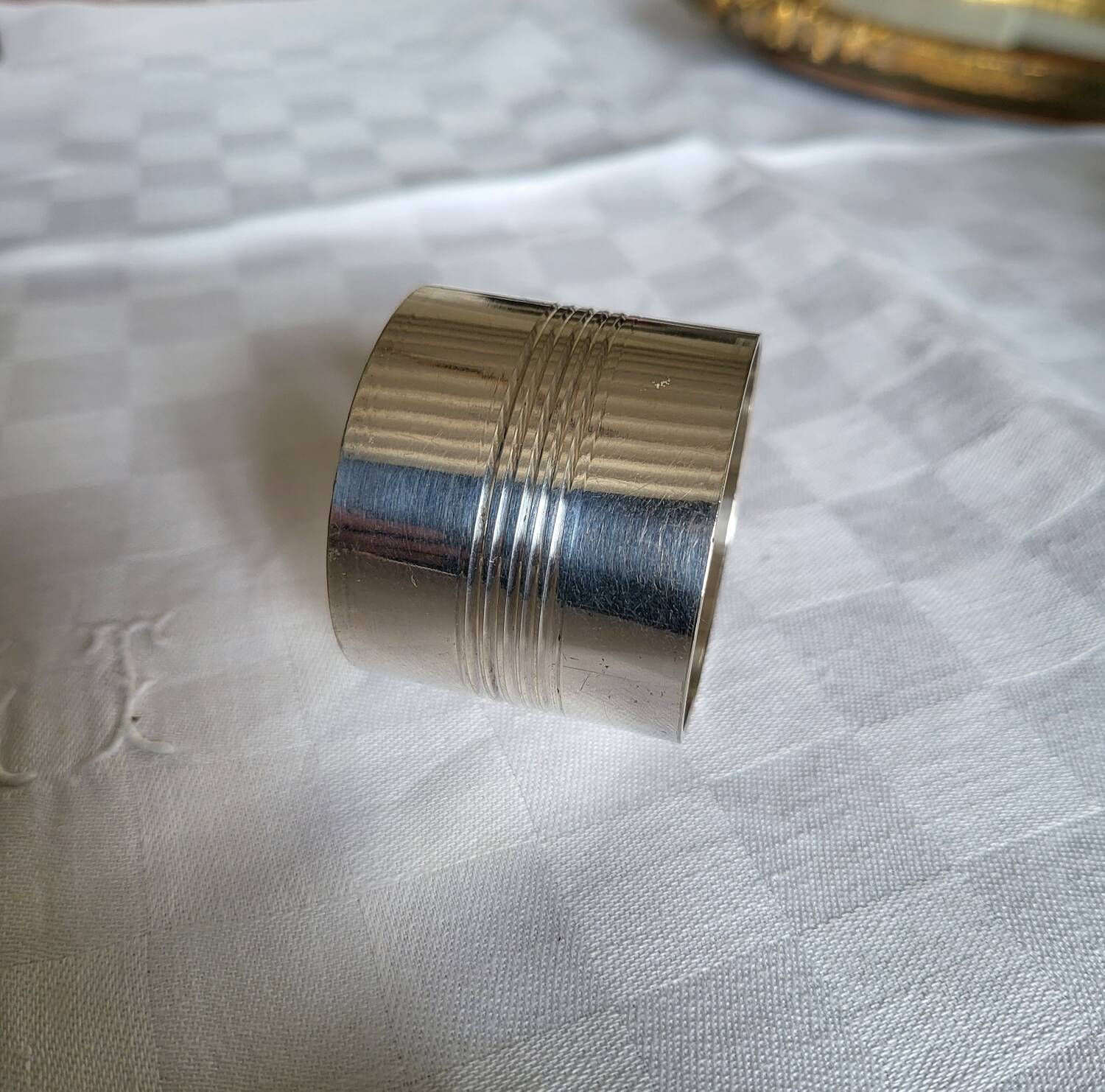 Silver Metal Napkin Ring
