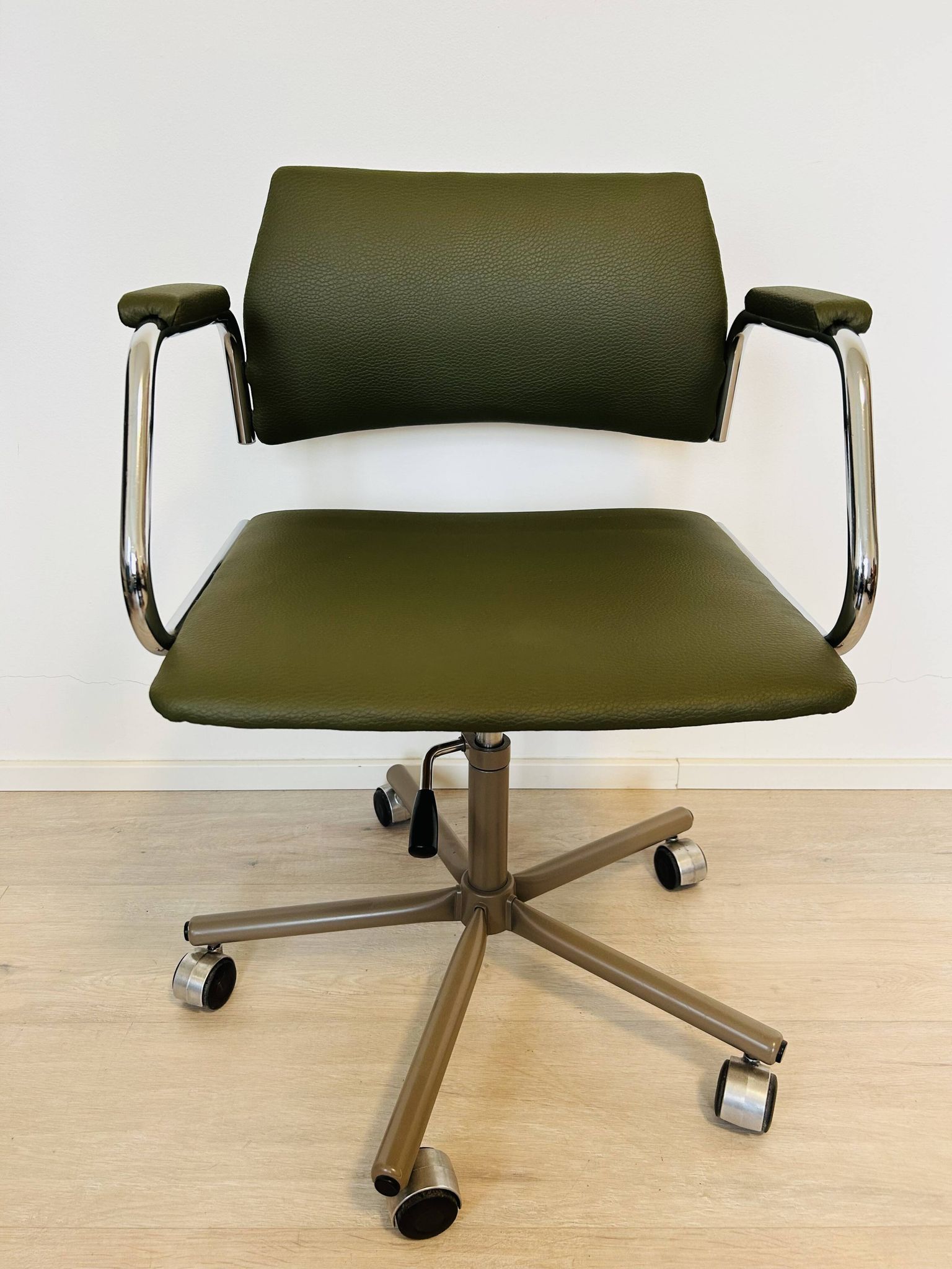 Vintage Fern Grey Office Arm Chair from Kovona Model K-380 from Czech 1970’s
