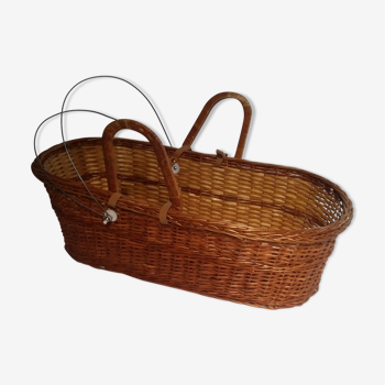 Old moses basket in wicker