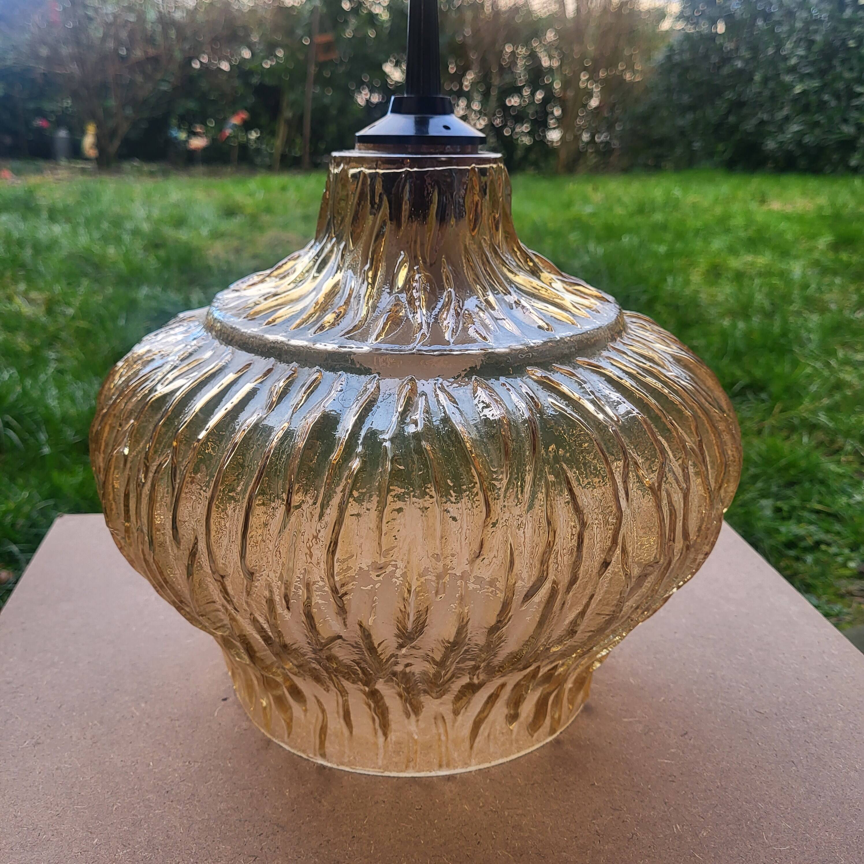 Amber glass pendant, iridescent gold, vintage 1960-70.