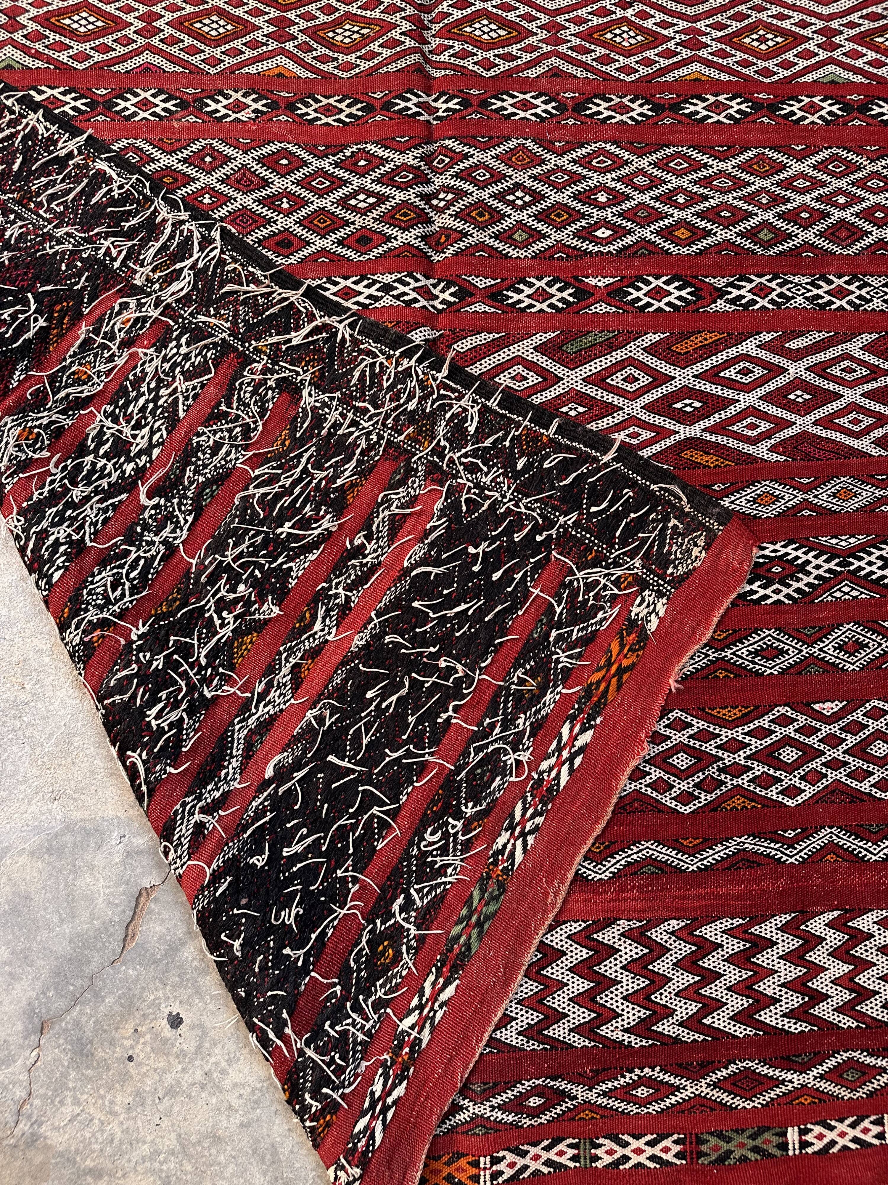 Moroccan Kilim Zemmour Rug - 290 x 157 cm