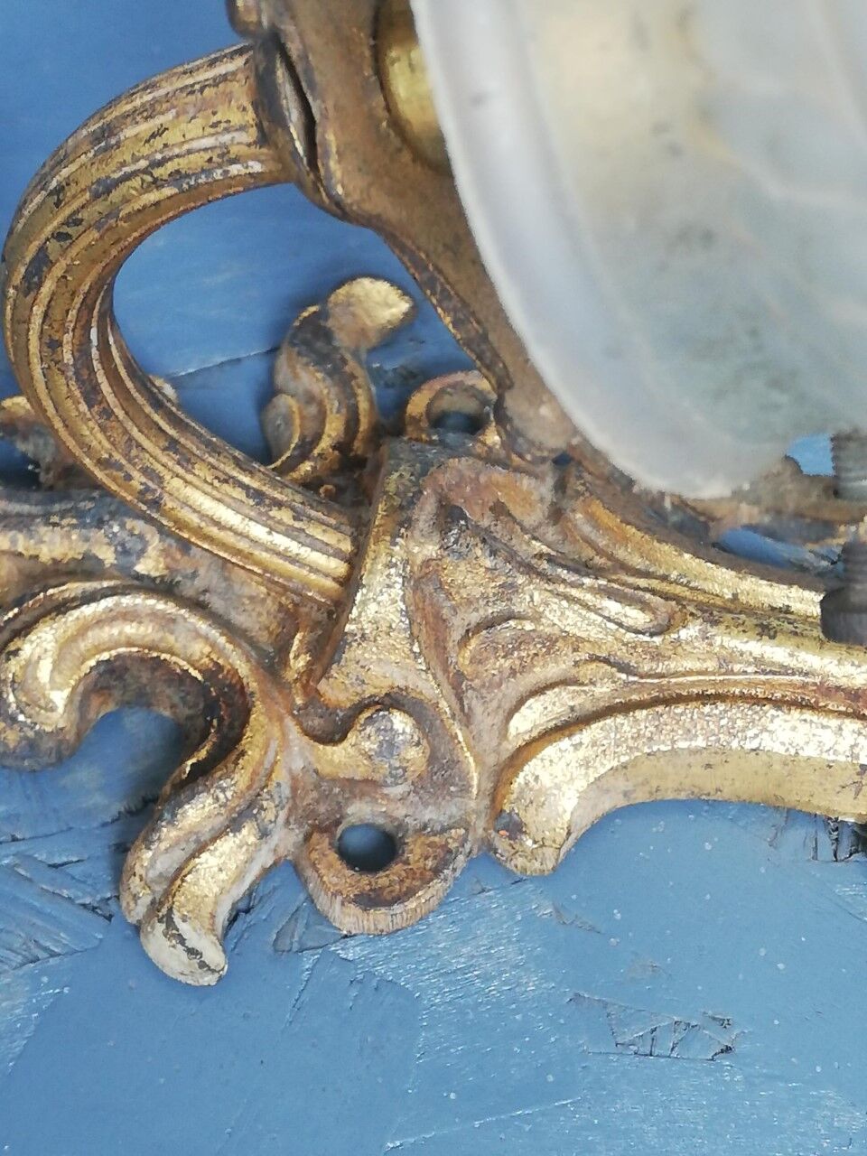 Wall lamp early twentieth in bronze and glass