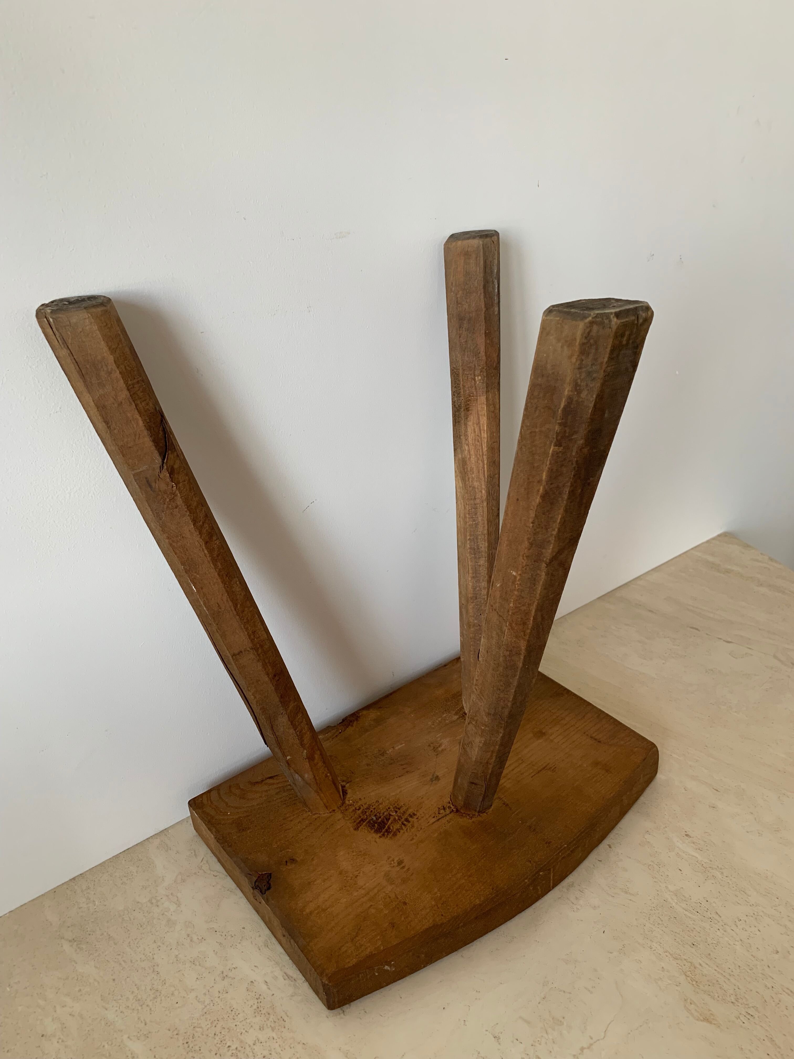 Tripod stool