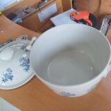 ST UZE vegetable soup tureen