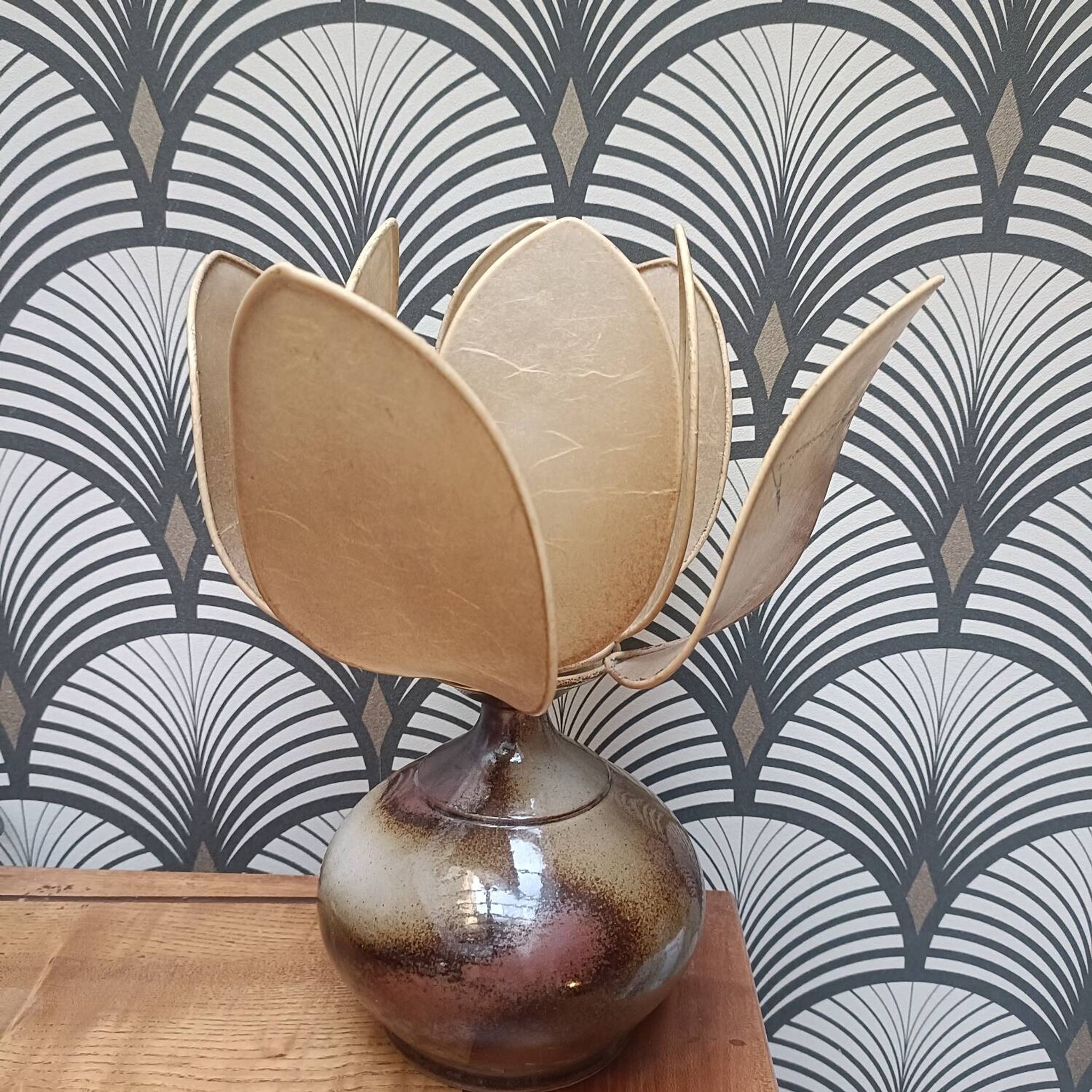 Lampe en céramique, fleur