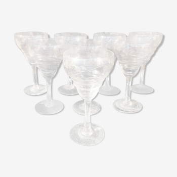 Set of 8 crystal glasses
