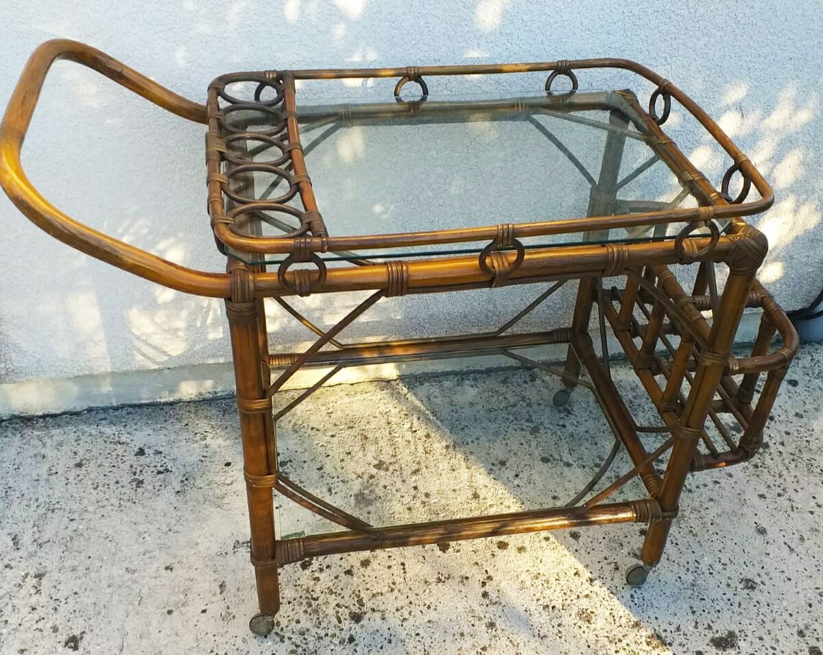 Bamboo serving trolley with wheels