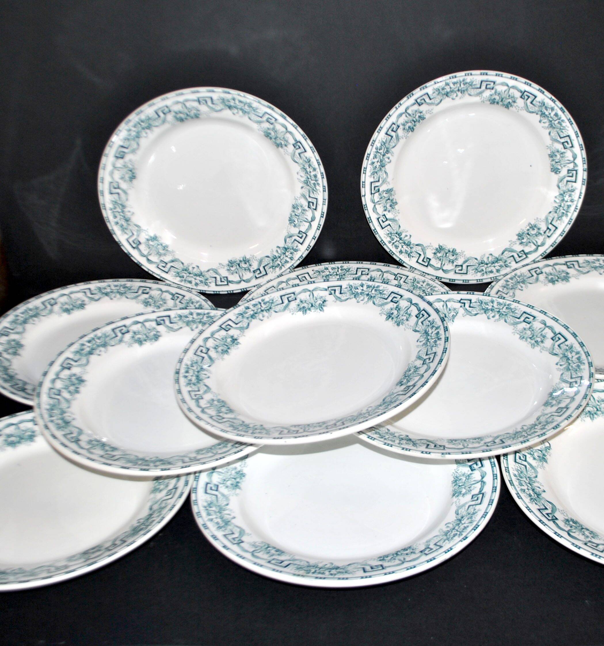 Moulin des Loups & Hamage set of 11 flat plates Ancient Athens in earthenware 1900