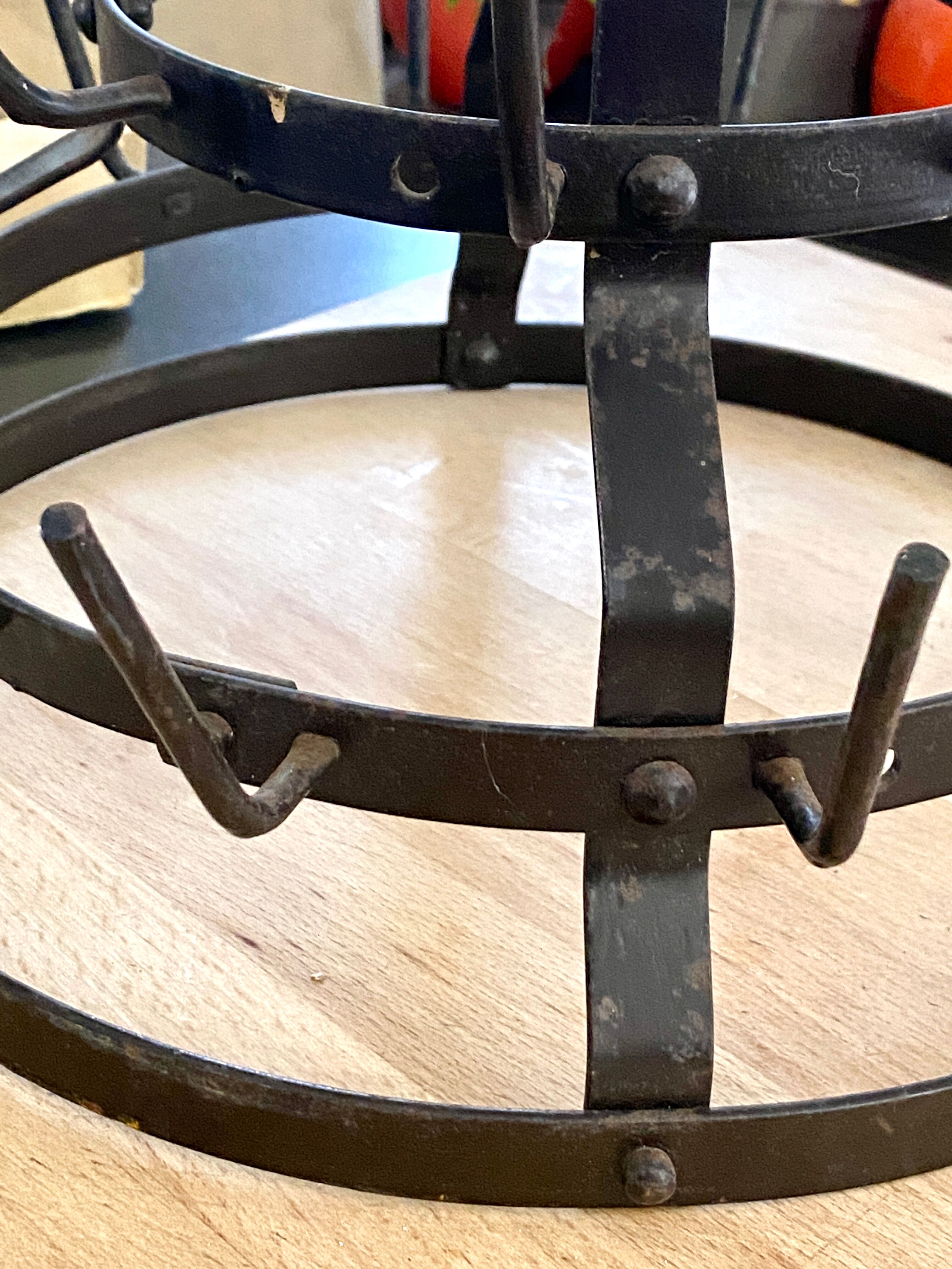 Hedgehog bottle holder