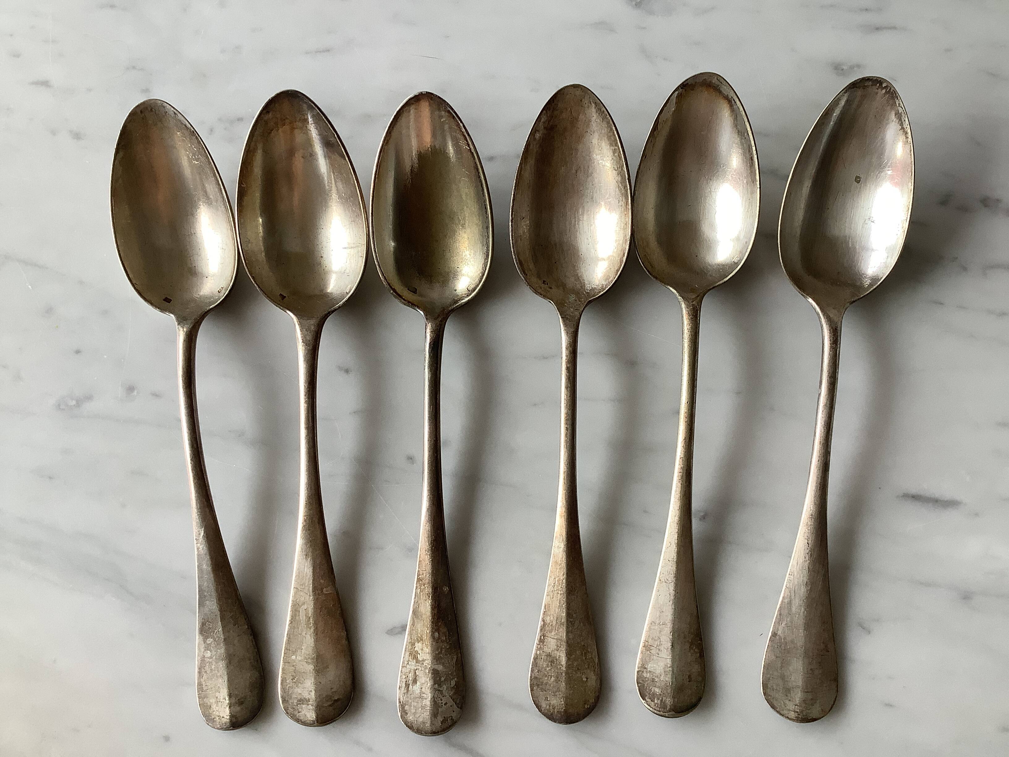 6 cuillères à soupe en métal argenté