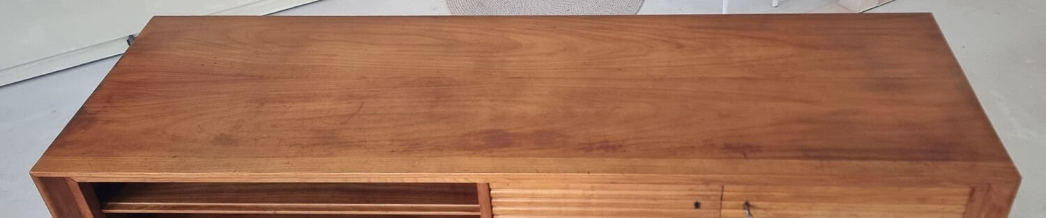 Buffet du milieu du siècle