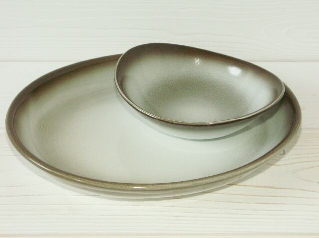 Flat lot and cup Salins France vintage 60/70