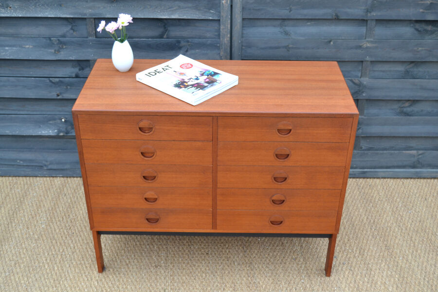 Commode à 8 tiroirs 89.5 cm
