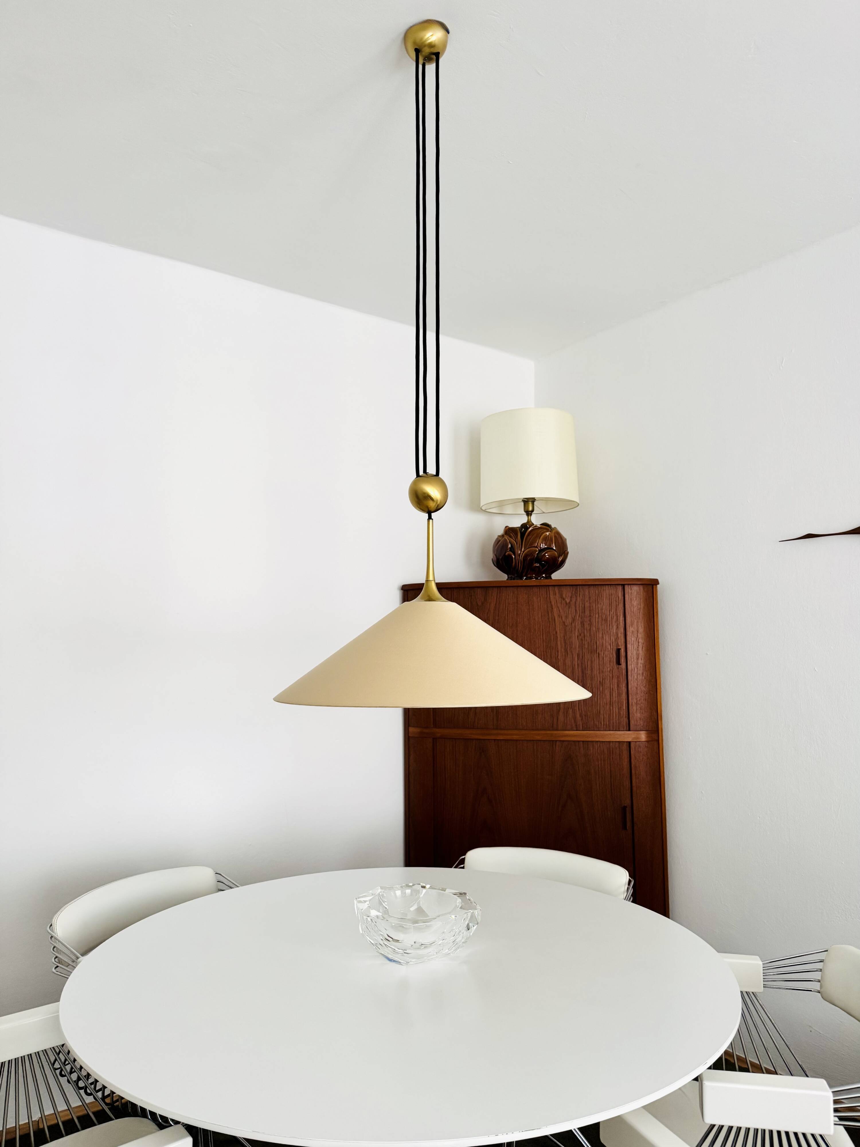 Suspension réglable avec contrepoids par Florian Schulz