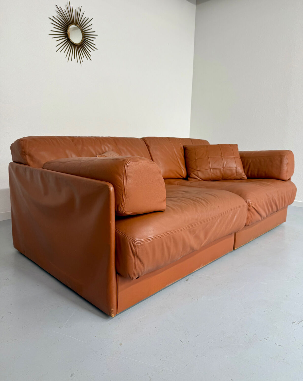 Camel leather 2-seater sofa design desede ds 76 vintage