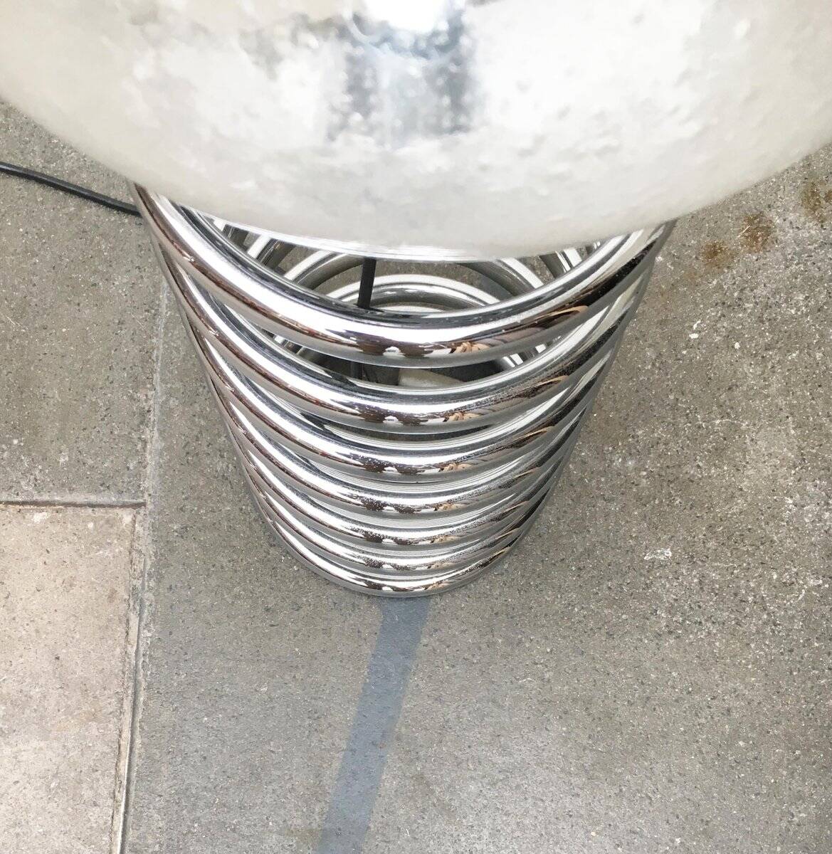 Floor lamp with spiral bulb from the German space age mid-century by Ingo Maurer for M-Design, 1960s.