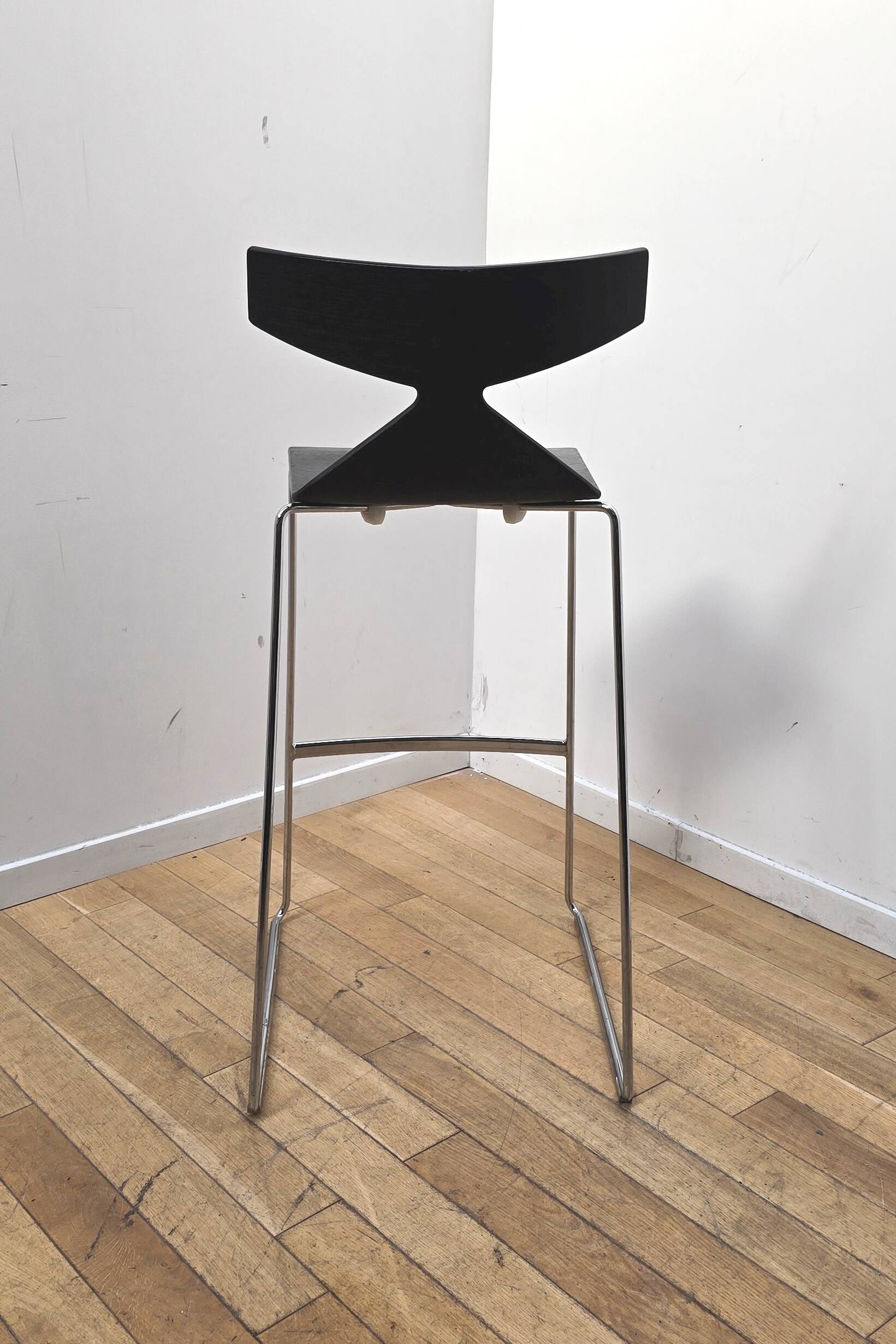 Saya bar chair, Arper
