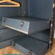 Malle cabine vintage début XXe siècle, intérieur garni, compartimenté & propre