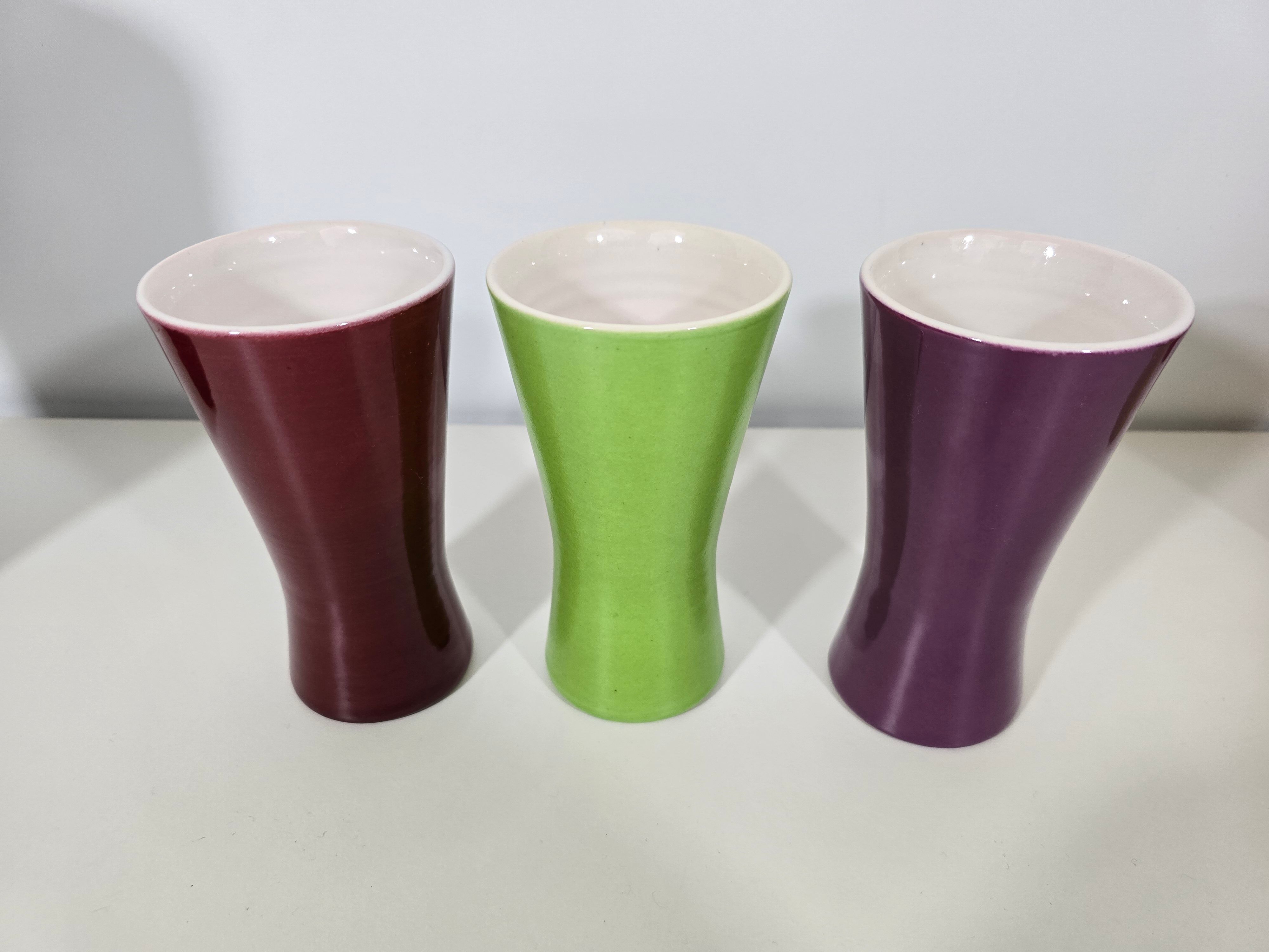 Pitcher and 6 cups model 860 by Pol Chambost in ceramic from around 1950.