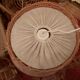 Suspension vintage en bois et tissu