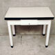 Extensible Formica table