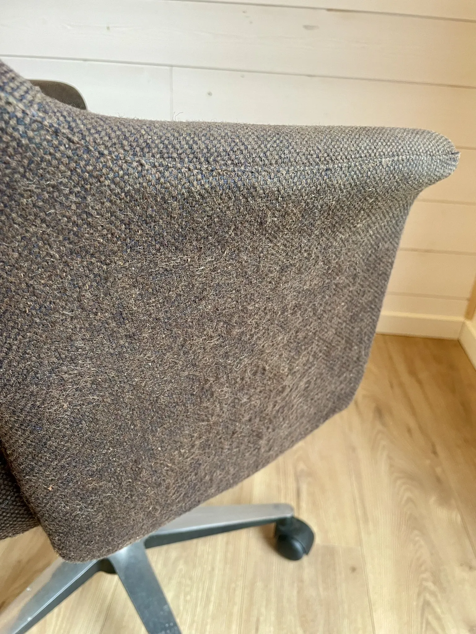 Vintage Mid-Century brown office chair with wheels from the 1970s.
